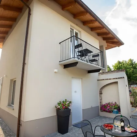 Bed & Breakfast Bernasconi 4*