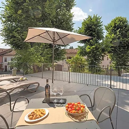 Bernasconi Bed & Breakfast 4*